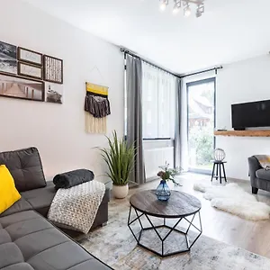 https://apartamenty-granitica-zakopane.zakopanehotels.org