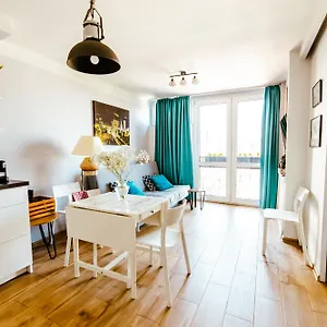 https://mirowska-apartment.warsawhotelspoland.com