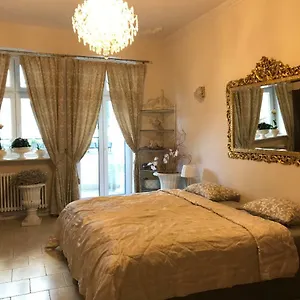  Apartament Parkowa